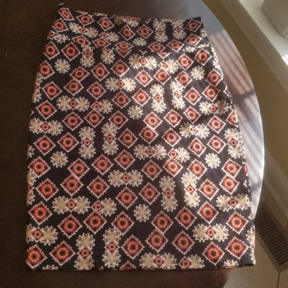 LuLaRoe Cassie skirt